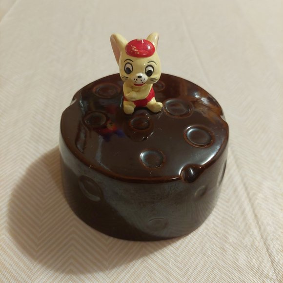 Vintage 1960's Brown Cheese dish with mouse lid - Picture 5 of 7